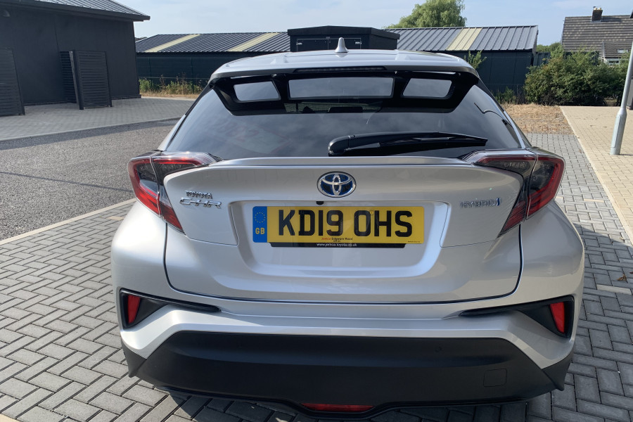 Toyota C-HR 